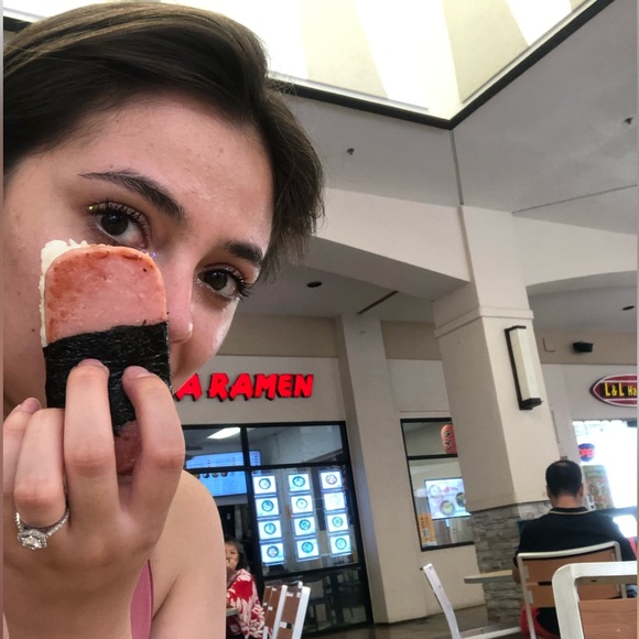 Meet your Posher, Lexi - Picture 13 of 13